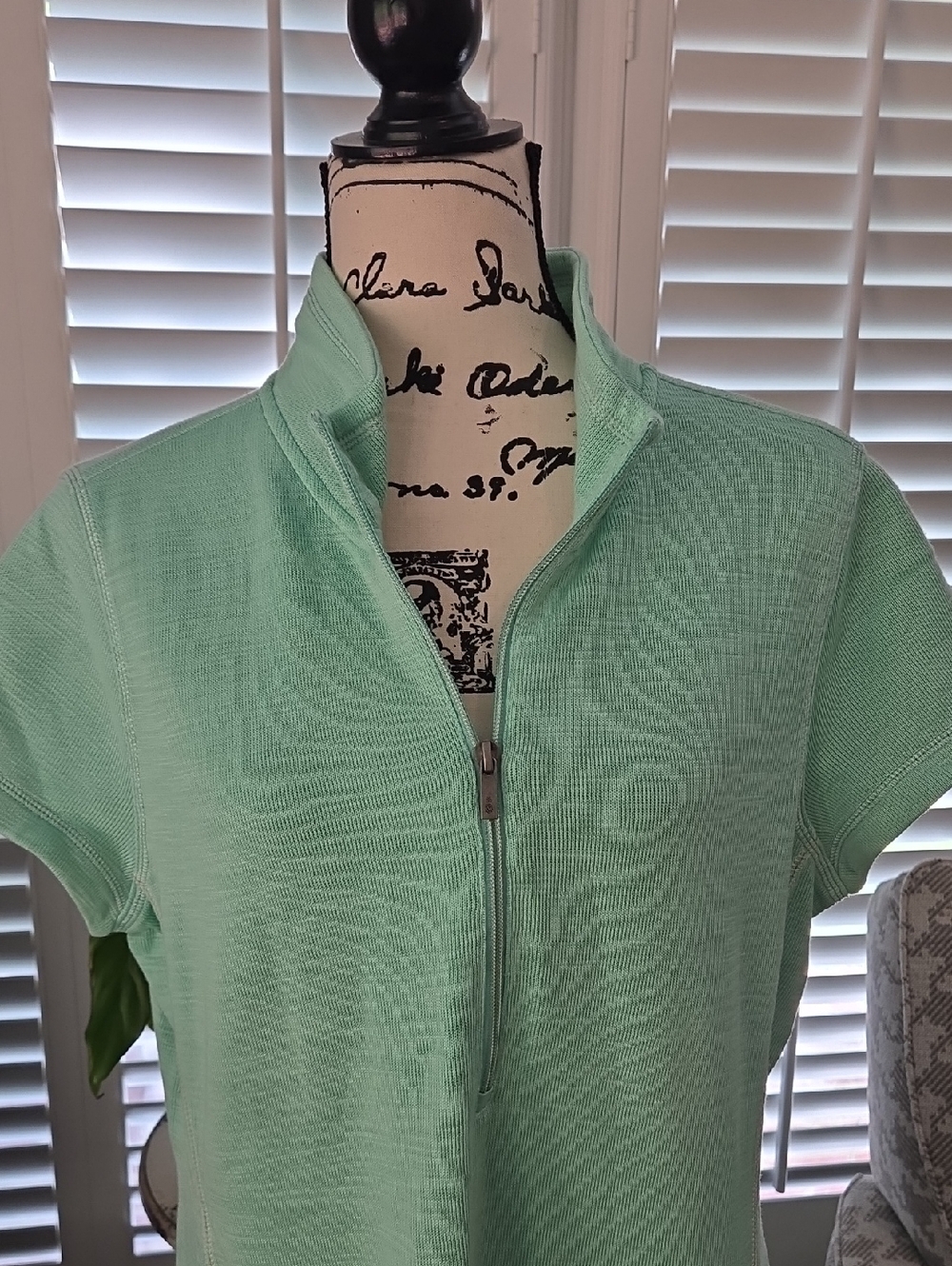 Tommy Bahama Mint Green Short Sleeve Zip-Front Tunic - Picture 7 of 10
